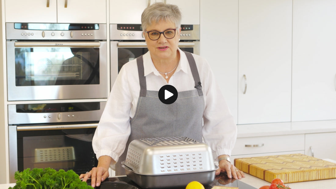 Home cook introducing the Ultimate Roaster: the game-changing roasting pan that has a vented spatter guard cover so you can roast without the mess. Sunday Roasts ahoy.