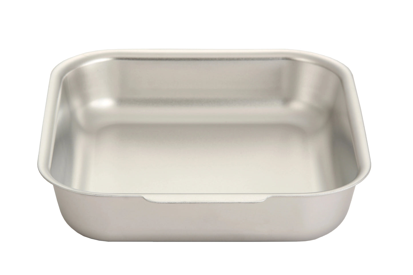 The base of the Hagane Home Ultimate Roaster is made from premium triply stainless steel and is deep enough for large joints of meat and family meals.